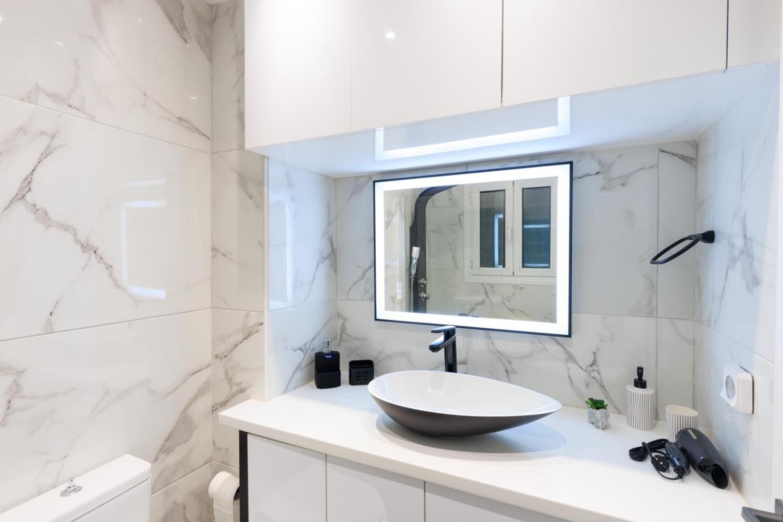 Aiolos Luxury Apartment Under Acropolis In Plaka Афины Экстерьер фото