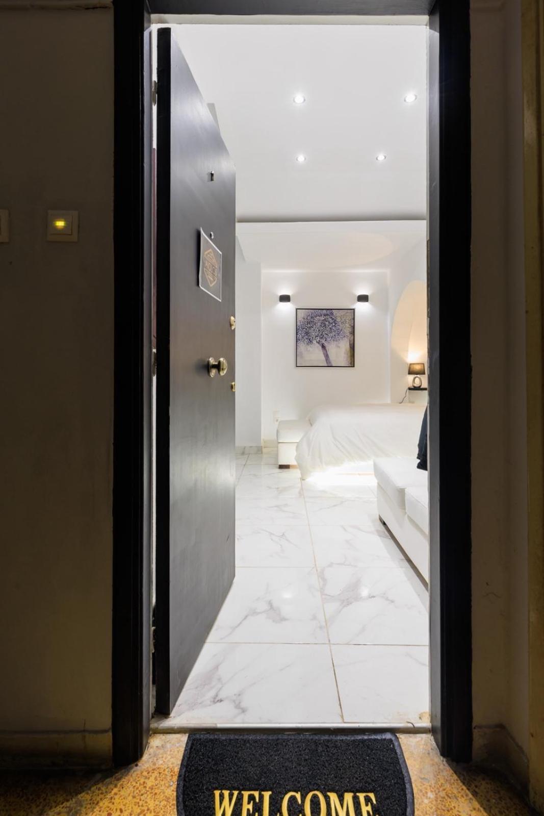 Aiolos Luxury Apartment Under Acropolis In Plaka Афины Экстерьер фото