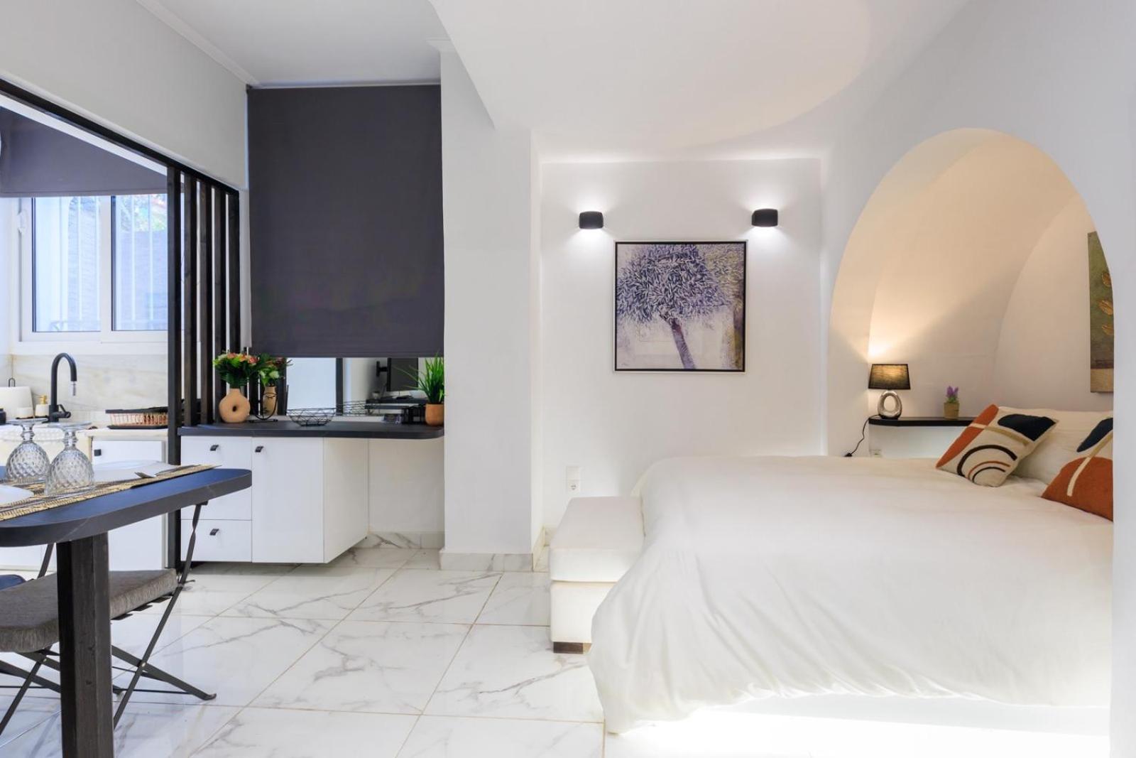 Aiolos Luxury Apartment Under Acropolis In Plaka Афины Экстерьер фото