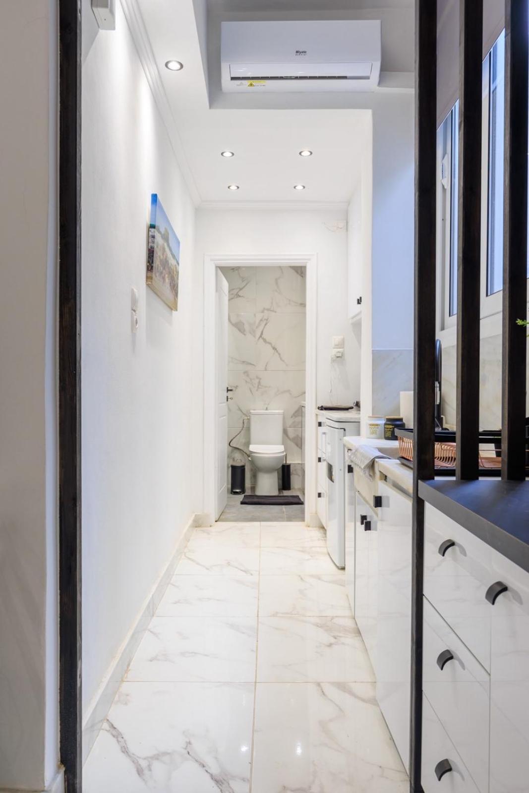 Aiolos Luxury Apartment Under Acropolis In Plaka Афины Экстерьер фото