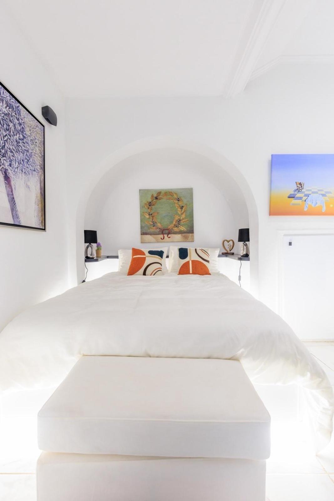 Aiolos Luxury Apartment Under Acropolis In Plaka Афины Экстерьер фото
